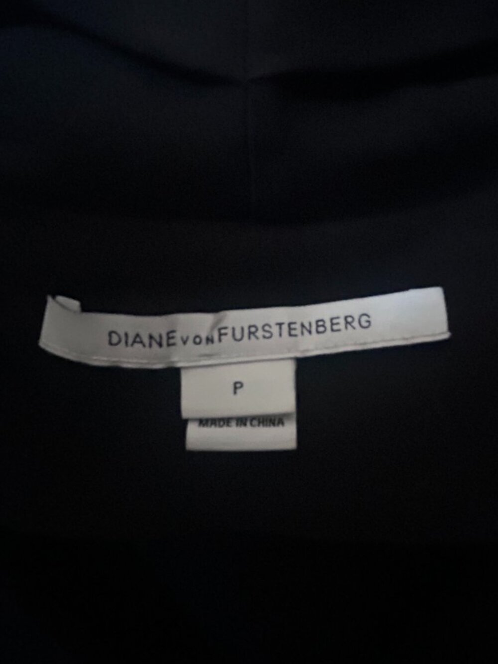 Diane Von Furstenberg black sleevless blouse
